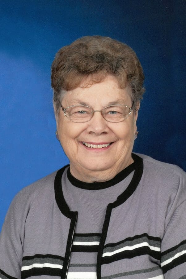 Betty Schock Front