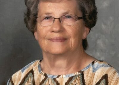 Larson, Betty